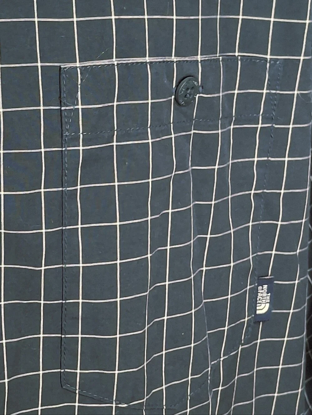 The North Face Classic Men’s Long-Sleeve Windowpane Button-Up Shirt XXL
